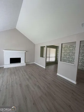 $2,000 | 504 Plymouth Lane, Alpharetta, GA 30009