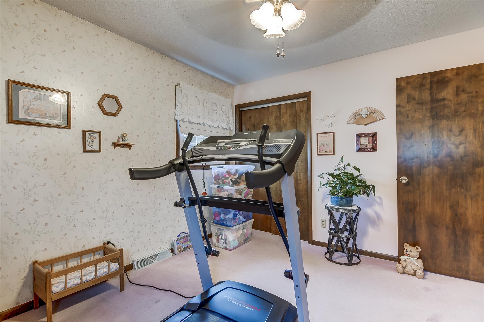 604 Rainbow Drive Athens, IL 62613 - Photo 20 of 27 Gallery Image 20