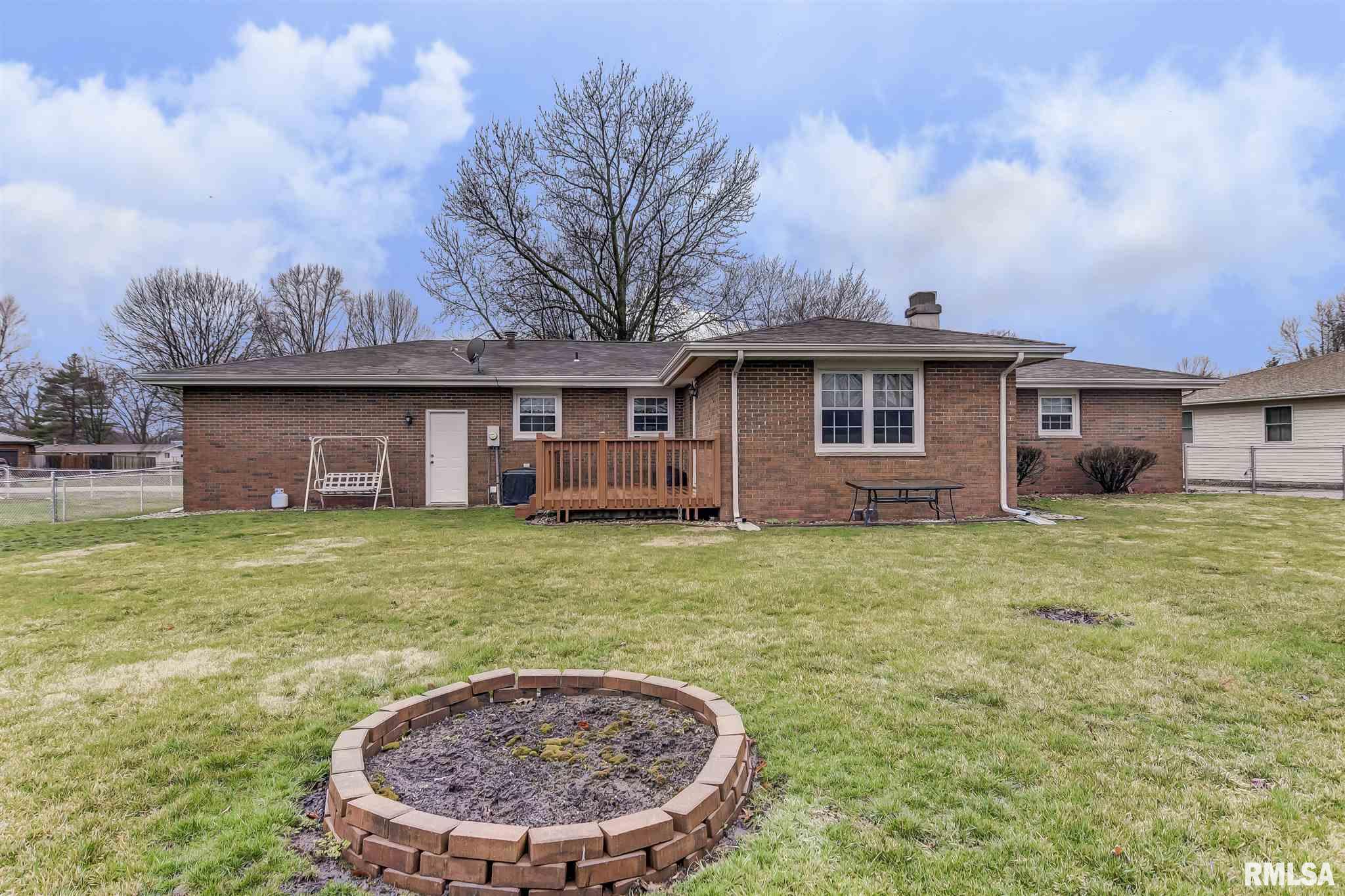 604 Rainbow Drive Athens, IL 62613 - Photo 24 of 27 Gallery Image 24