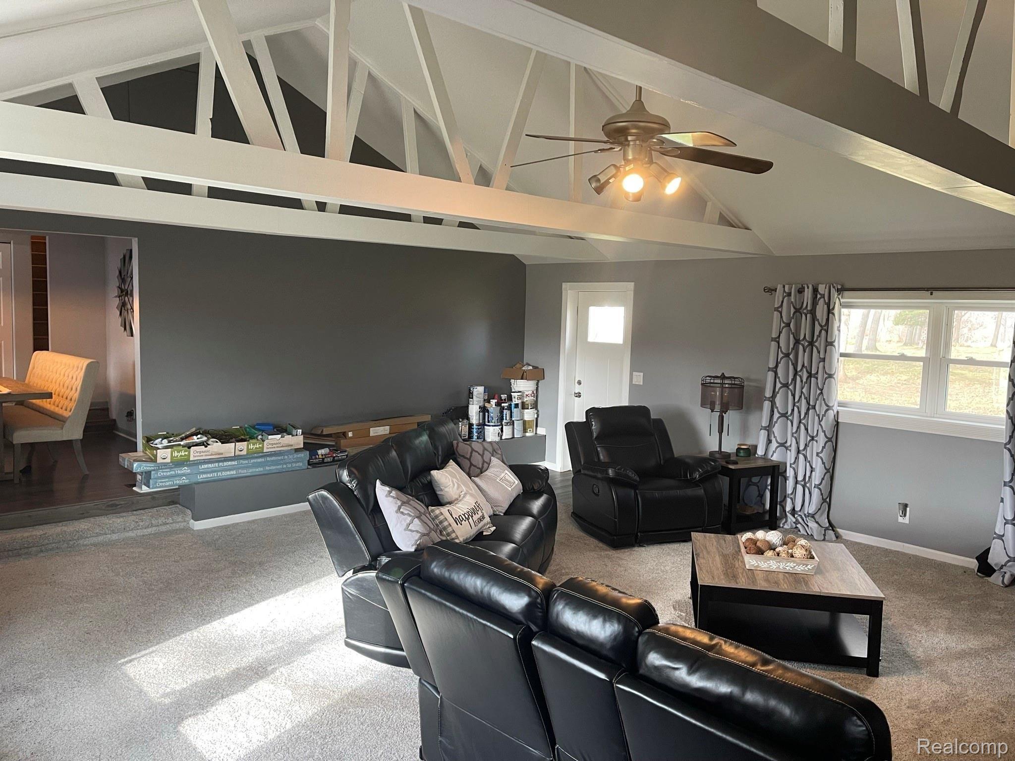 5010 West Allen Road Fowlerville, MI 48836 - Photo 6 of 33 IMG_6130.JPEG