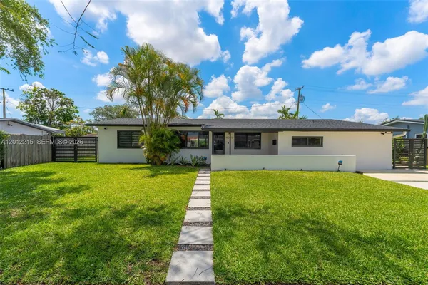 $1,199,990 | 9250 Southwest 44th Street, Miami, FL 33165