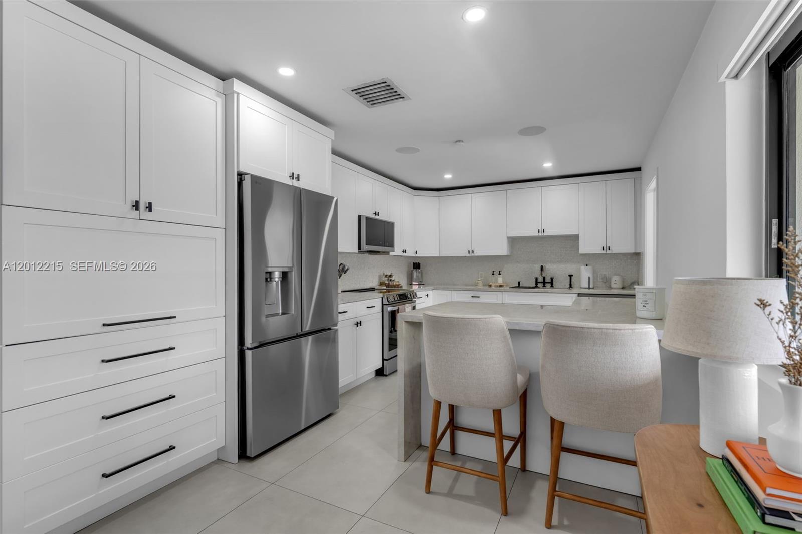 9250 Southwest 44th Street Miami, FL 33165 - Photo 15 of 55