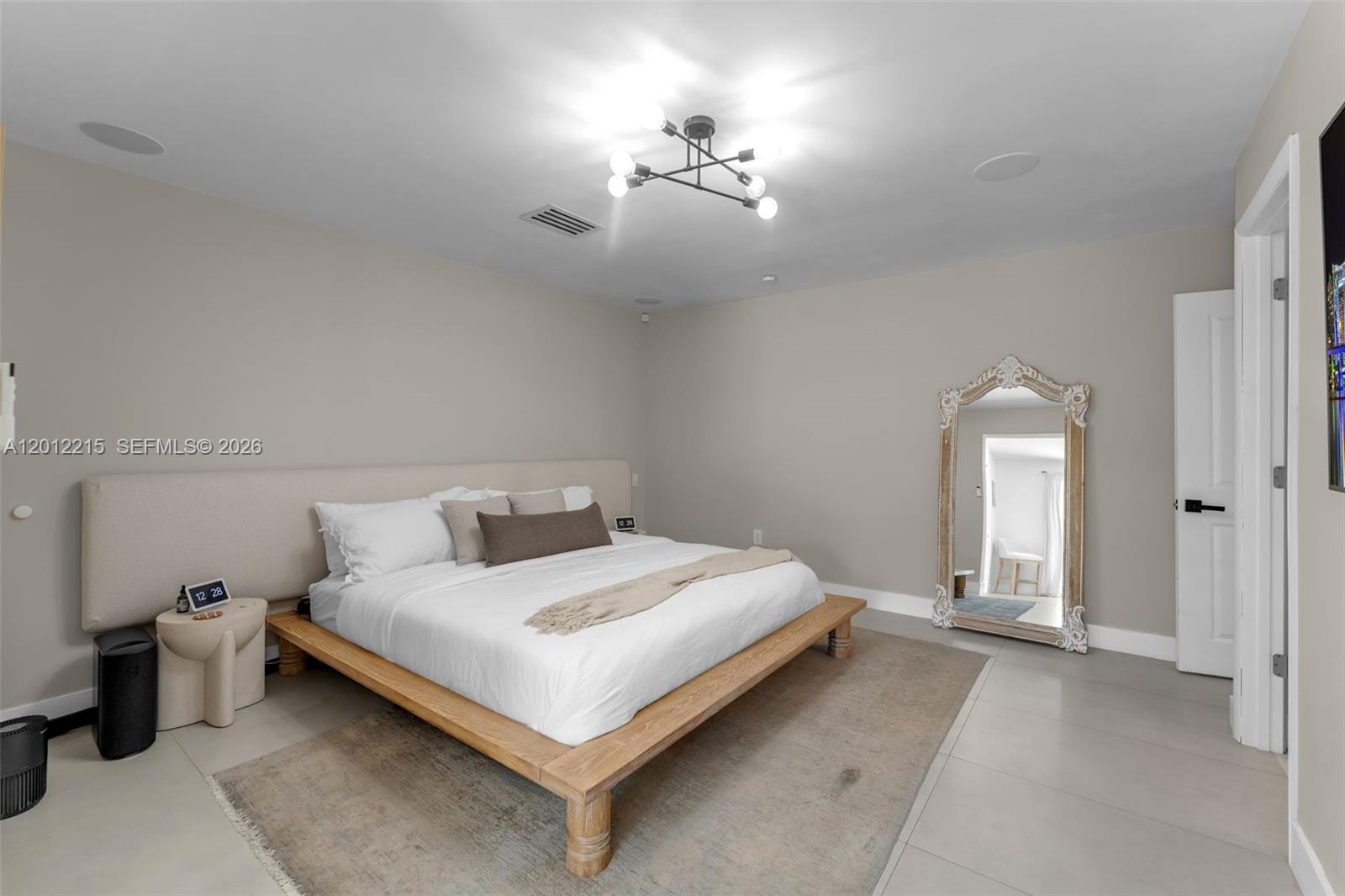 9250 Southwest 44th Street Miami, FL 33165 - Photo 19 of 55