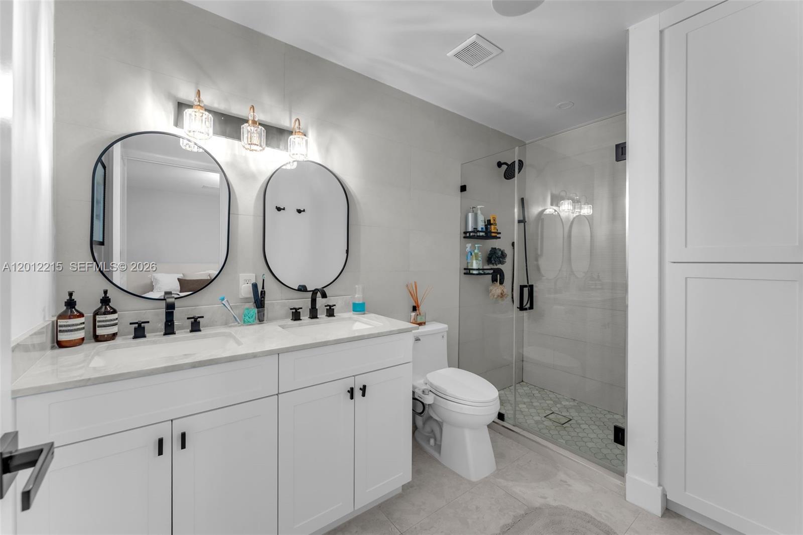 9250 Southwest 44th Street Miami, FL 33165 - Photo 20 of 55