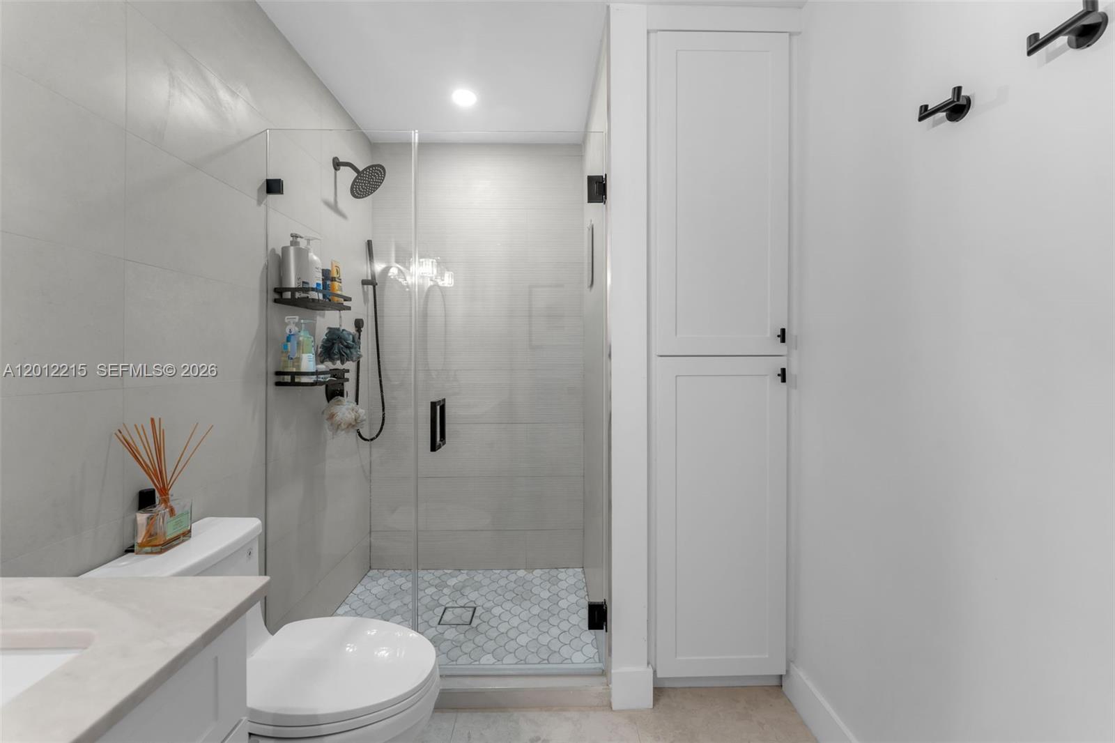 9250 Southwest 44th Street Miami, FL 33165 - Photo 22 of 55