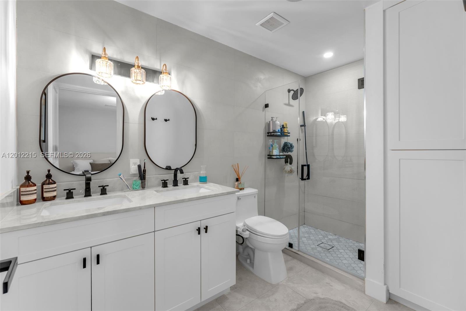9250 Southwest 44th Street Miami, FL 33165 - Photo 23 of 55