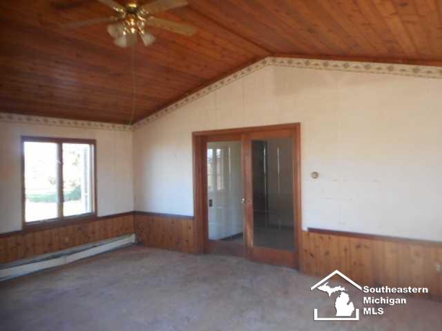 5296 Scofield Road Maybee, MI 48159 - Photo 23 of 26 21131043-22.JPG