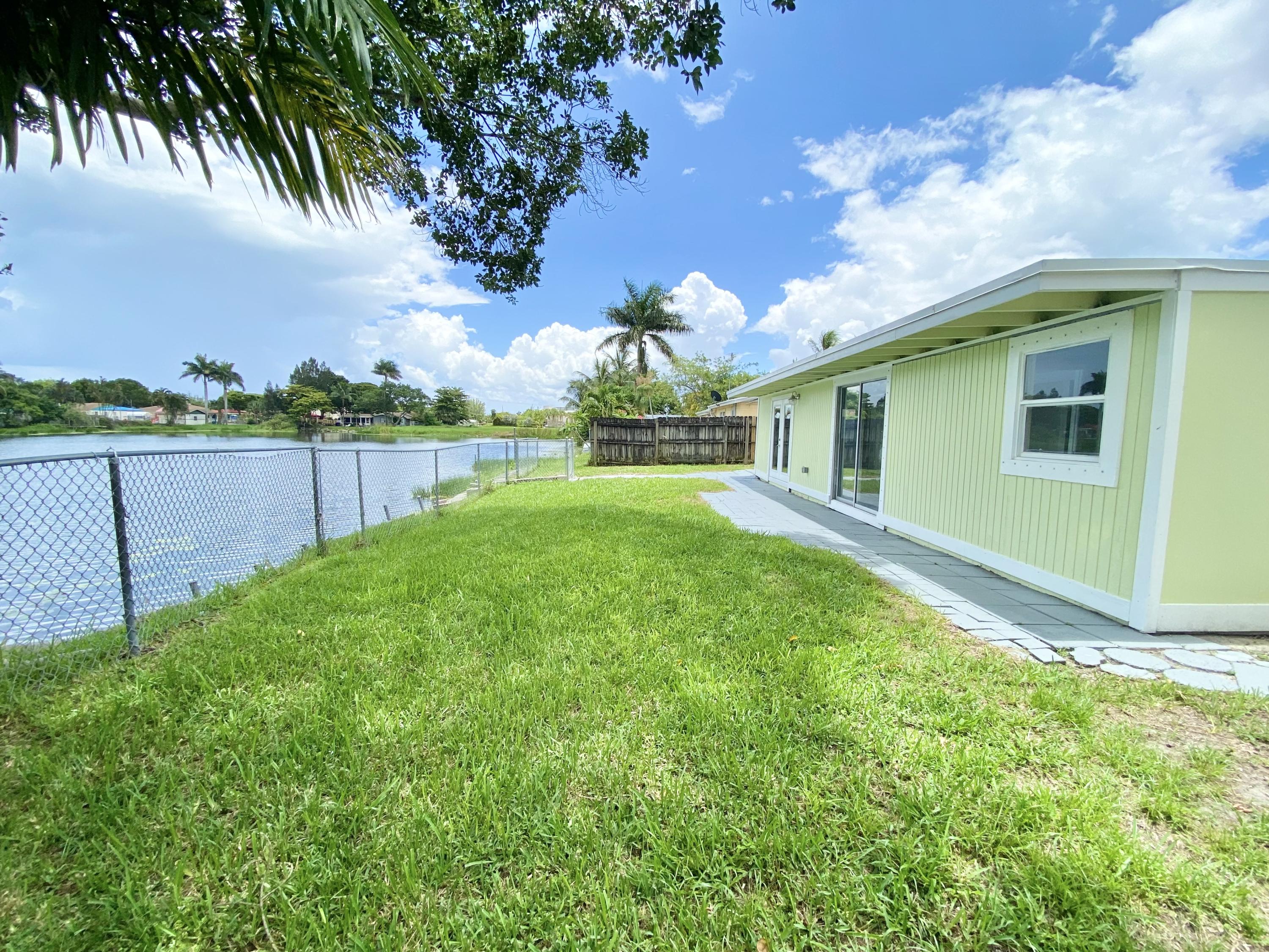 3770 Davis Road Palm Springs, FL 33461 - Photo 16 of 27 6AFA0397-C792-41B9-A833-48EAA7A72F04