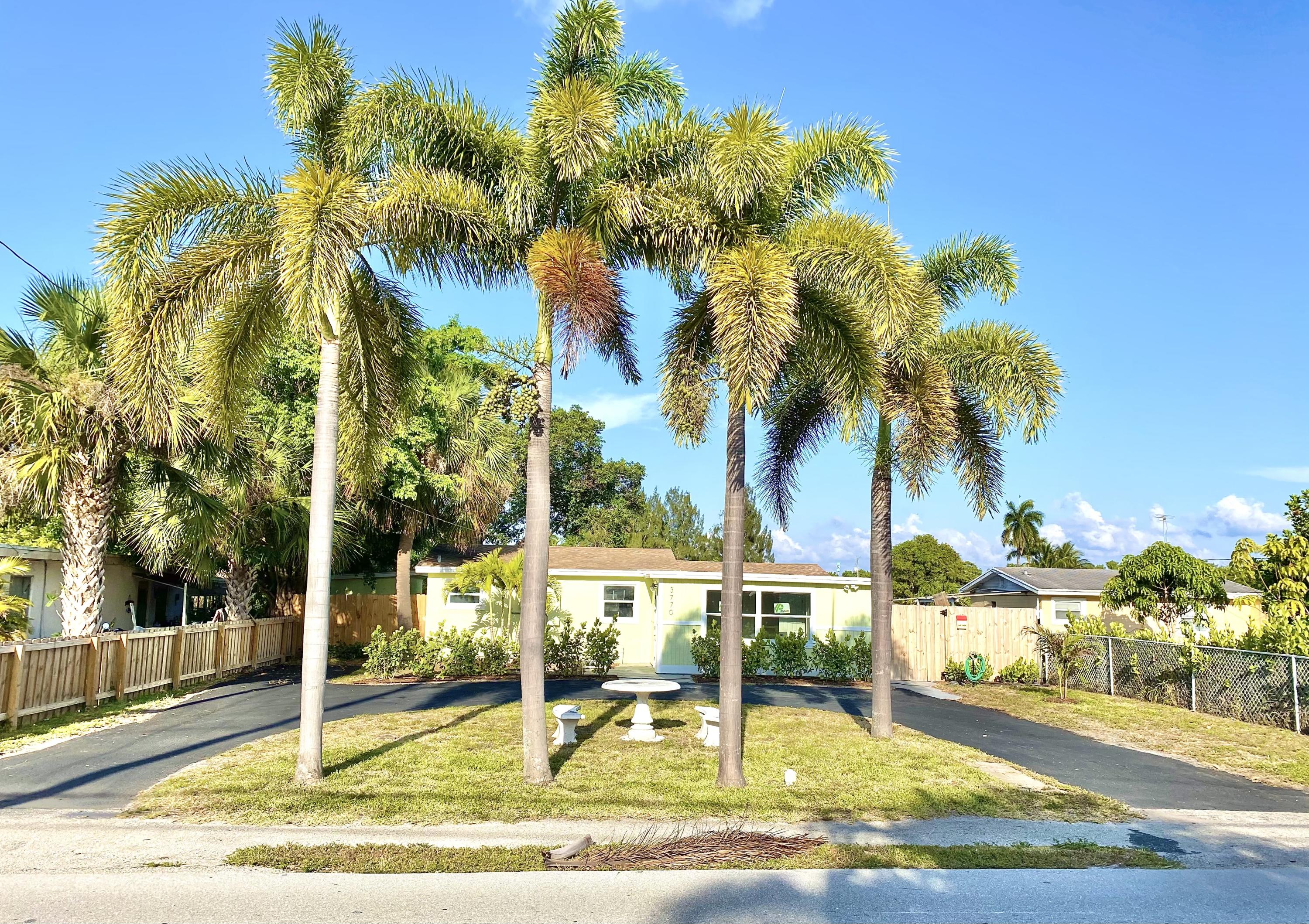 3770 Davis Road Palm Springs, FL 33461 - Photo 26 of 27 IMG_7943