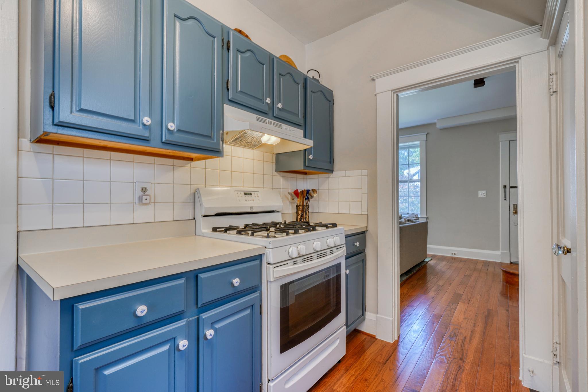 414 Westgate Road Baltimore, MD 21229 - Photo 13 of 44