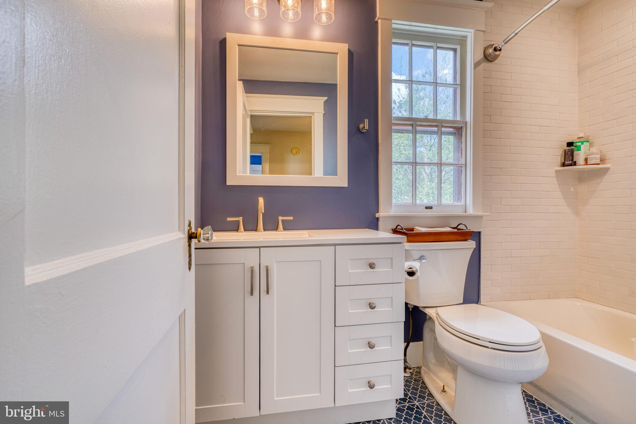 414 Westgate Road Baltimore, MD 21229 - Photo 23 of 44