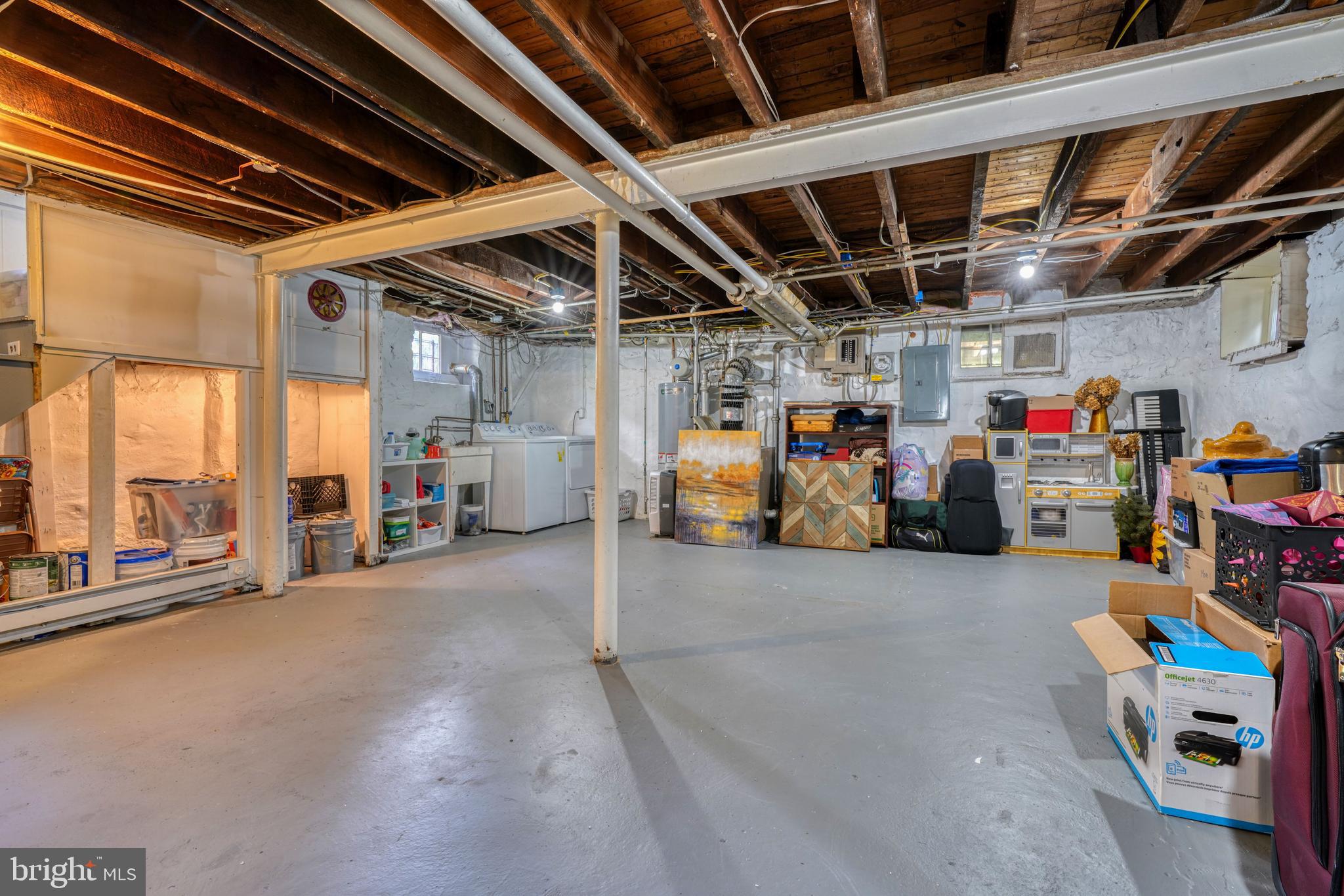 414 Westgate Road Baltimore, MD 21229 - Photo 35 of 44