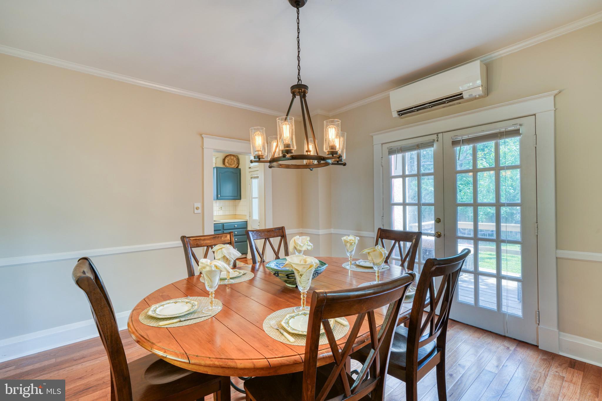 414 Westgate Road Baltimore, MD 21229 - Photo 6 of 44