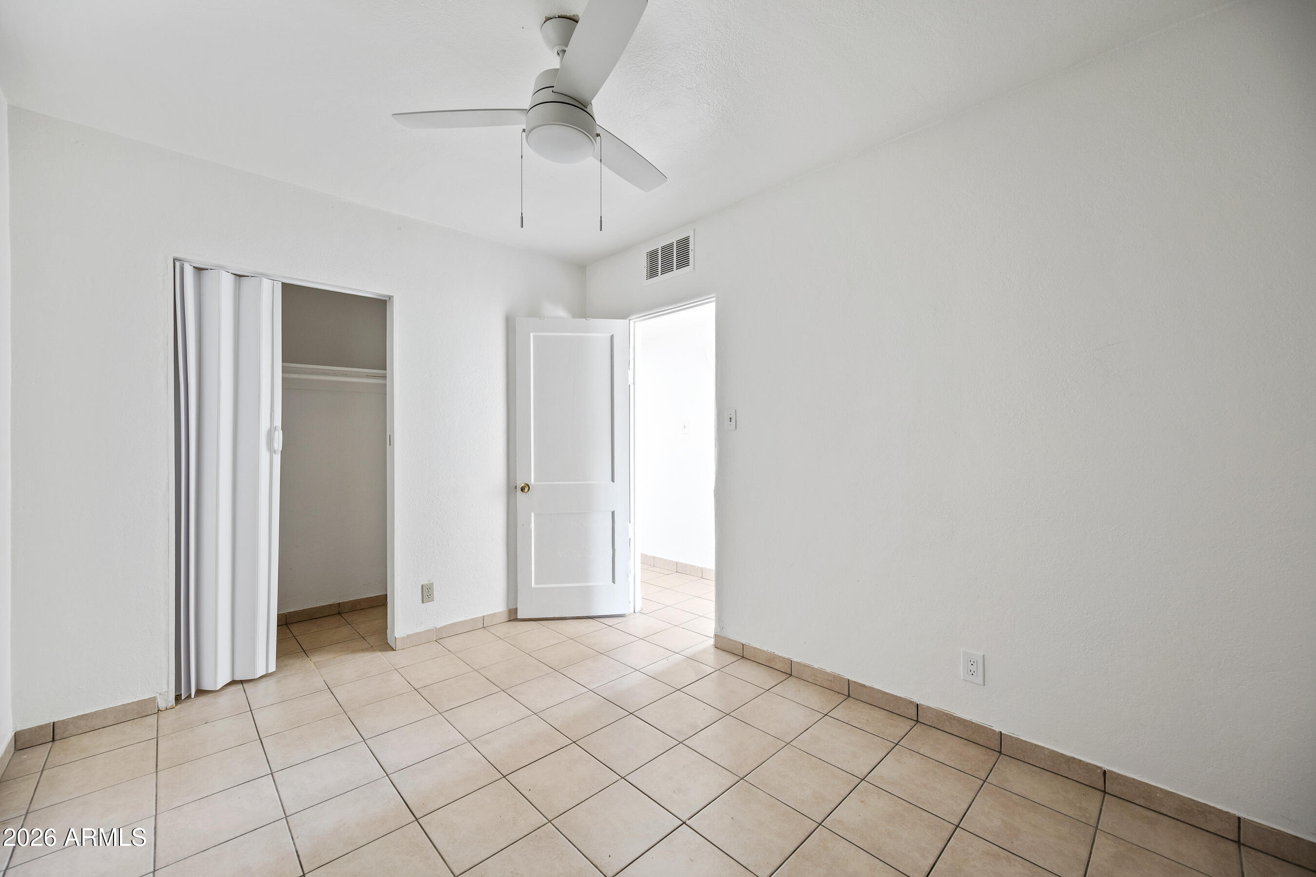 3903 North 12th Street Phoenix, AZ 85014 - Photo 12 of 16 12-3903N12S-ocupix-