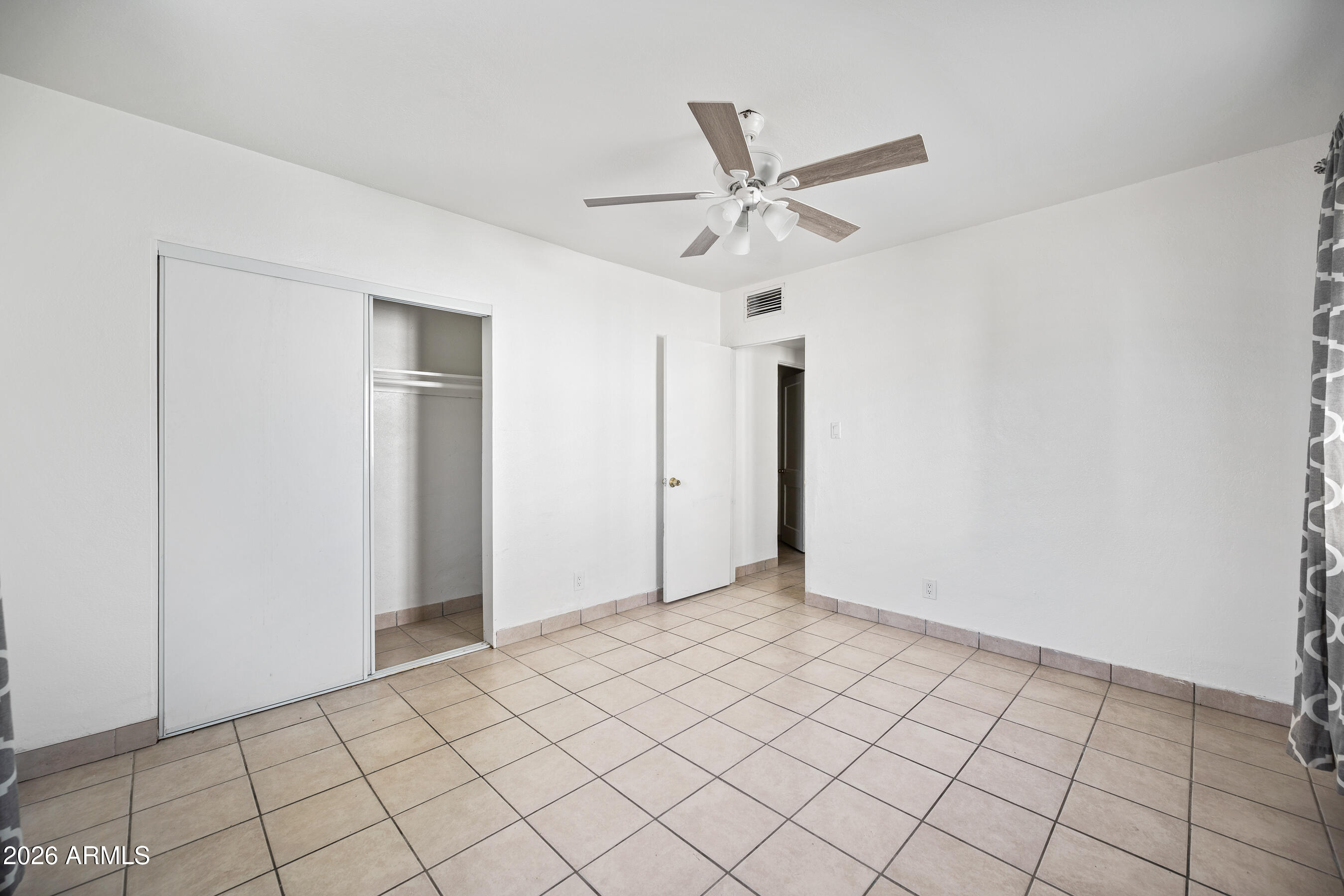 3903 North 12th Street Phoenix, AZ 85014 - Photo 10 of 16 10-3903N12S-ocupix-