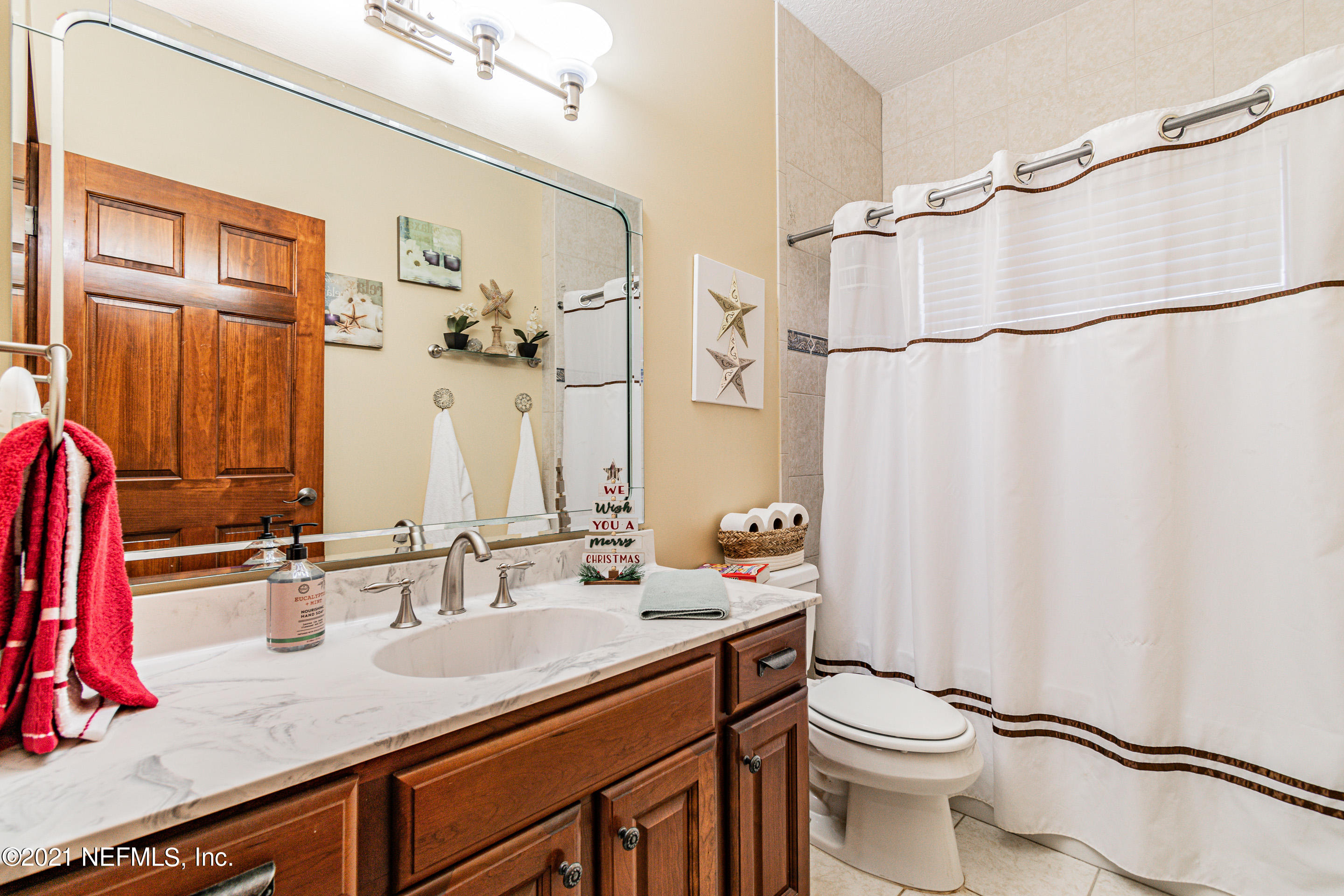 268 Decoy Road Green Cove Springs, FL 32043 - Photo 32 of 49 Bathroom 2