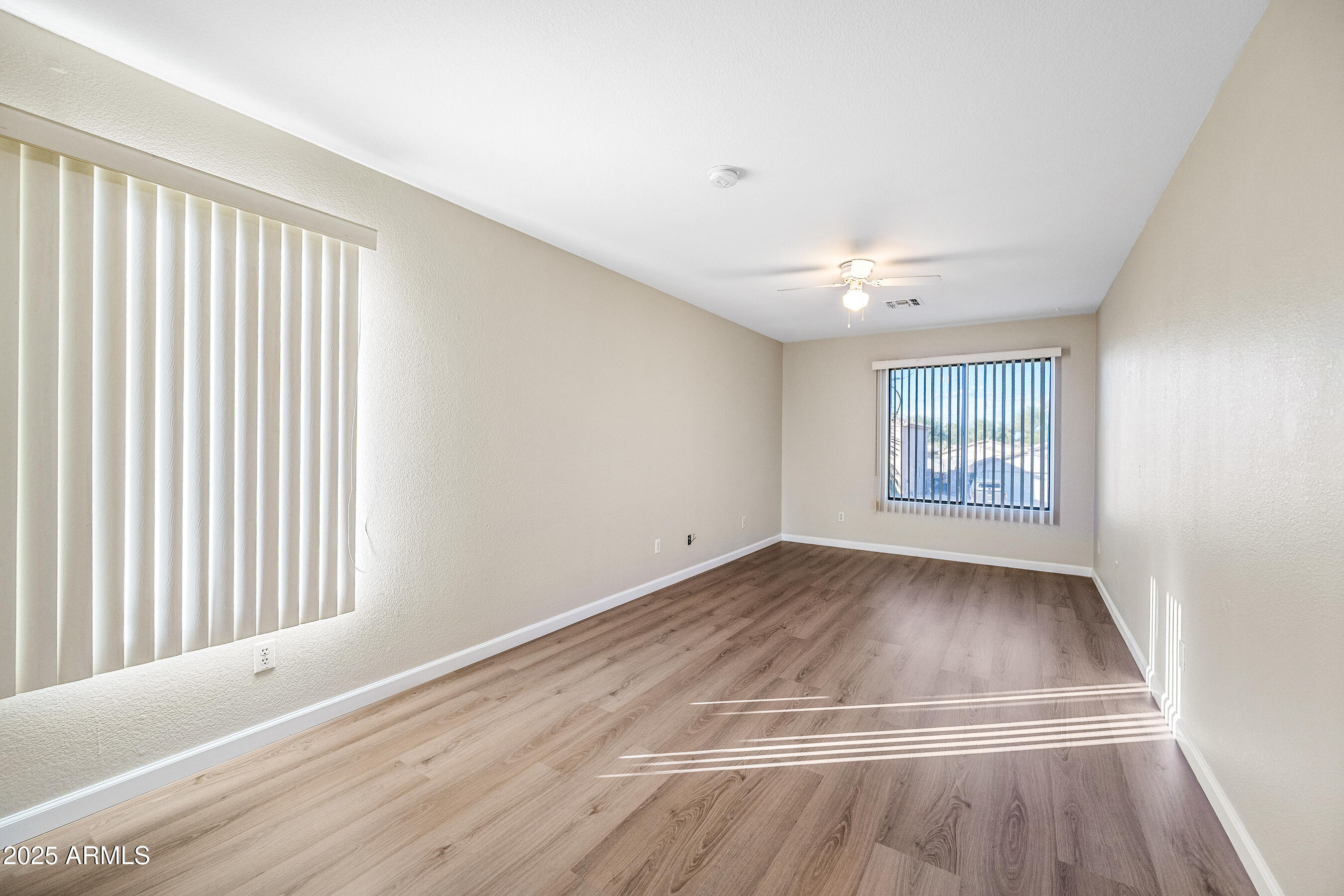 16175 West Adams Street Goodyear, AZ 85338 - Photo 12 of 27 12-16175WAS-ocupix-