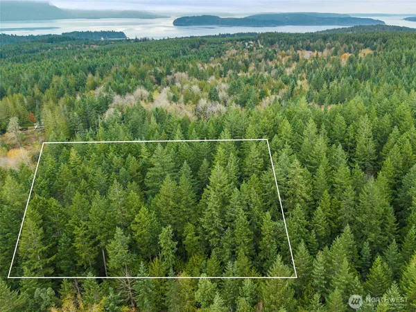 $190,000 | 3 Larson Lane Northwest, Seabeck, WA 98380