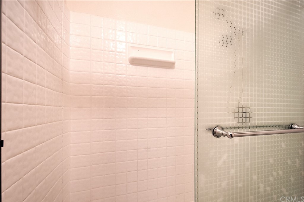 13 Brookmont, Unit 60 Irvine, CA 92604 - Photo 27 of 49 a bathroom with a shower