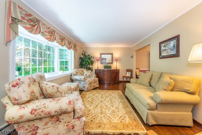 10 Brittany Road Succasunna, NJ 07876 - Photo 13 of 37