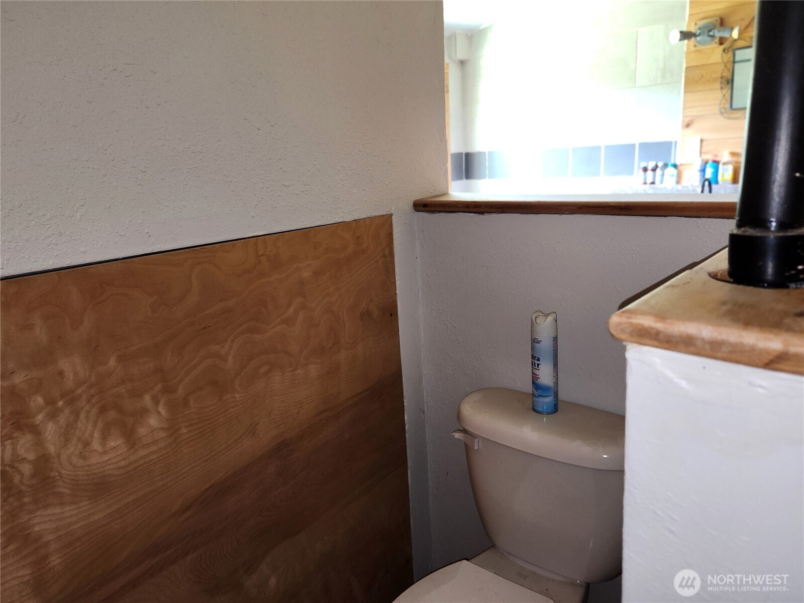 363 Sheridan Road Republic, WA 99166 - Photo 15 of 40