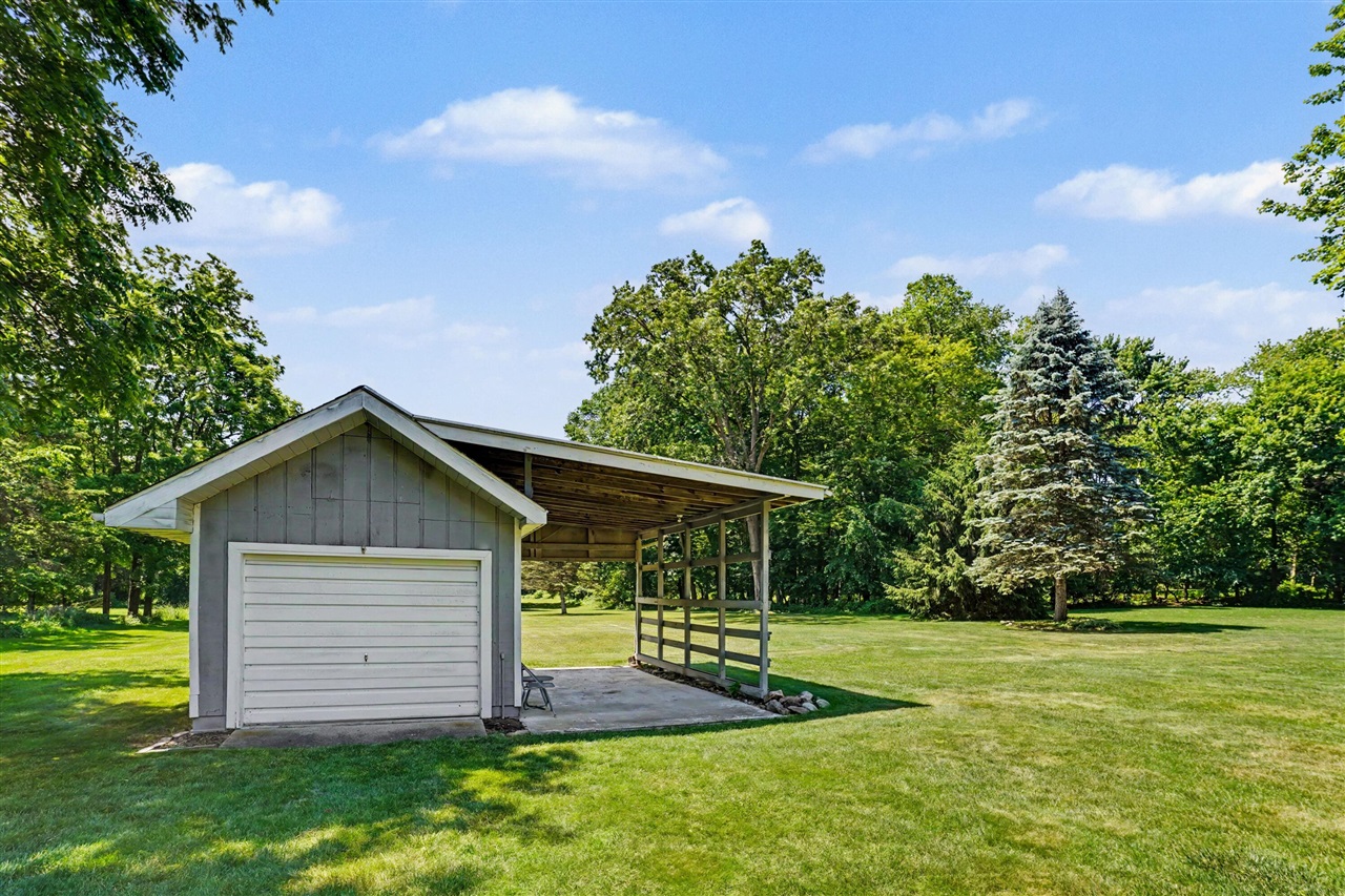 12869 Minges Road South Battle Creek, MI 49015 - Photo 5 of 21