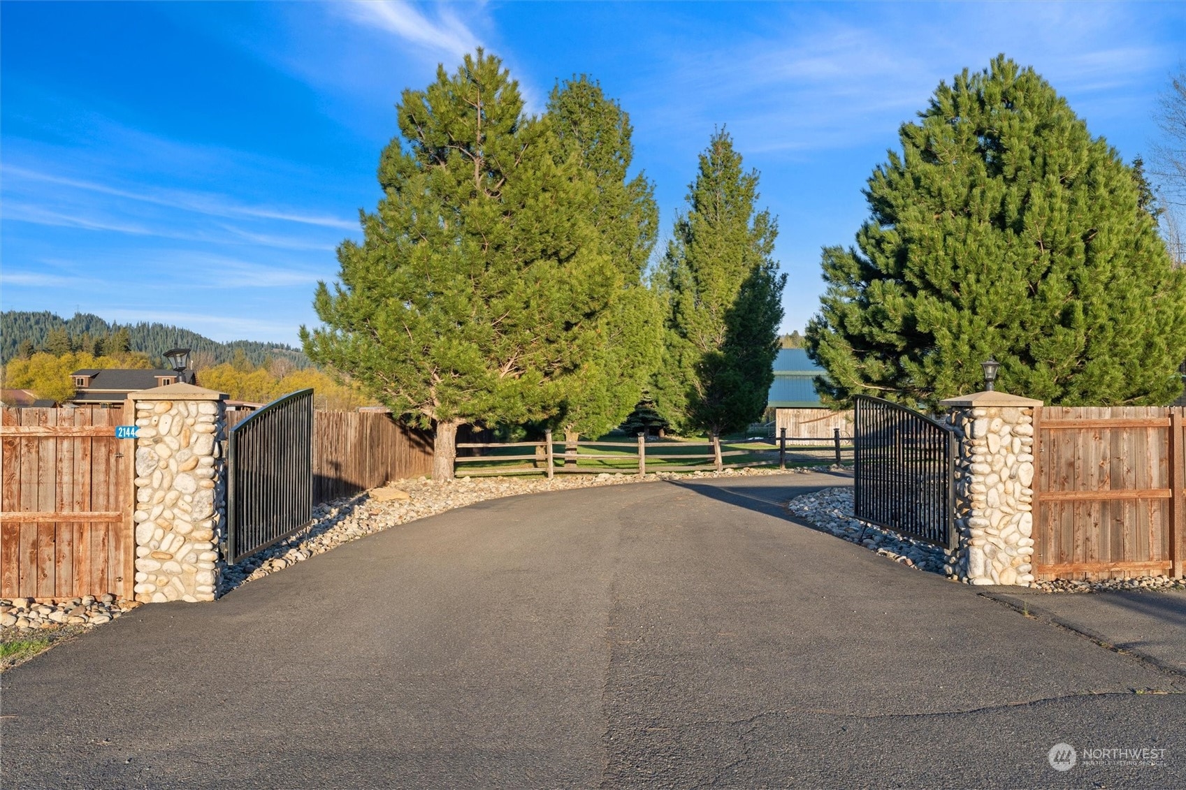 2144 Nelson Siding Road Cle Elum, WA 98922 - Photo 3 of 40 Gallery Image 3