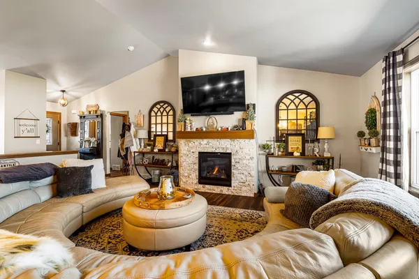 $490,000 | N1642 Kas Drive, Greenville, WI 54942