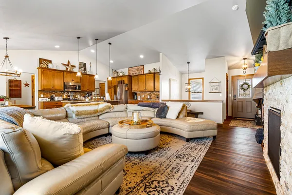 $490,000 | N1642 Kas Drive, Greenville, WI 54942