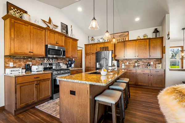 $490,000 | N1642 Kas Drive, Greenville, WI 54942