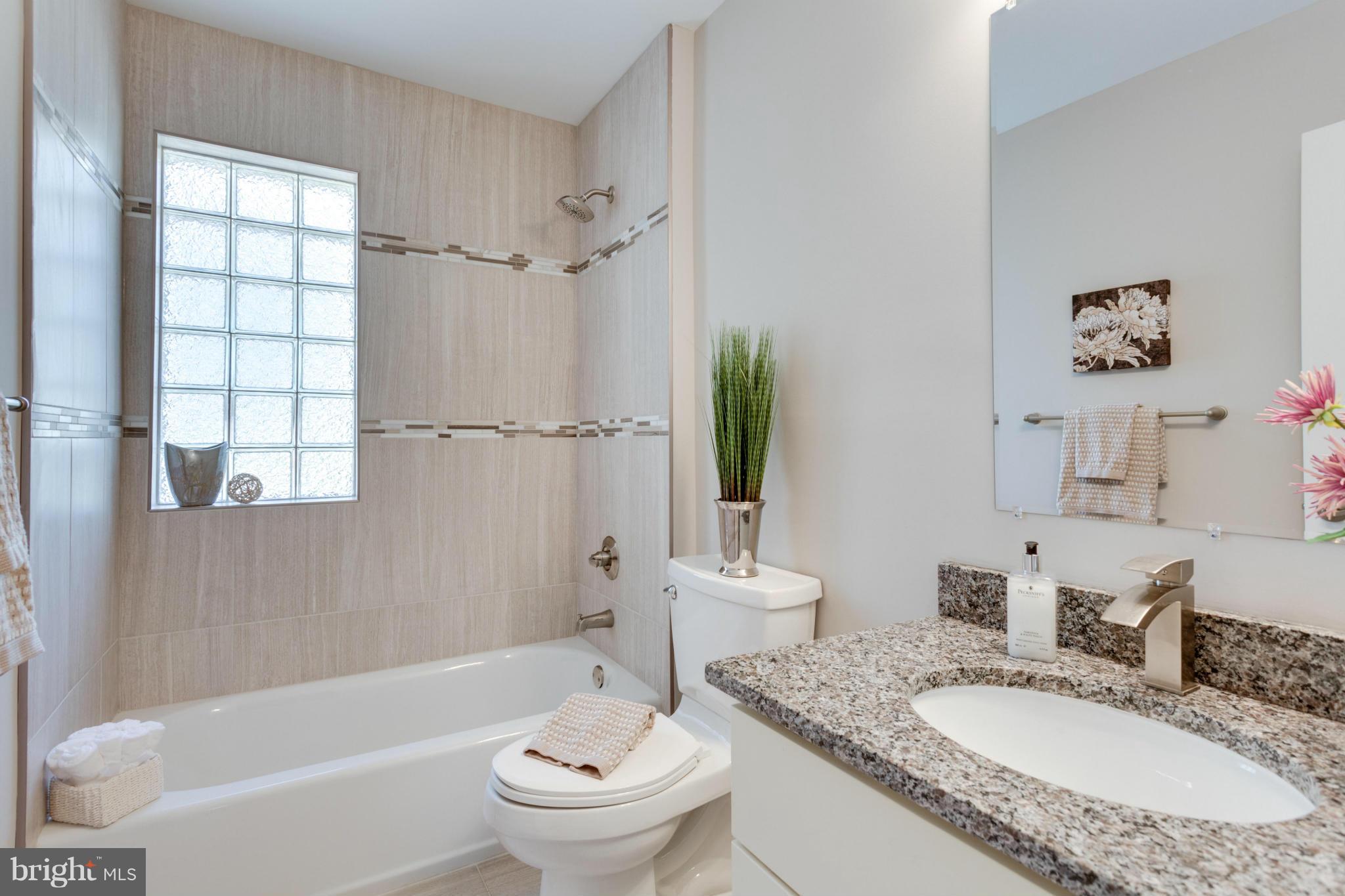 9033 Buckner Road Alexandria, VA 22309 - Photo 16 of 22 Bath