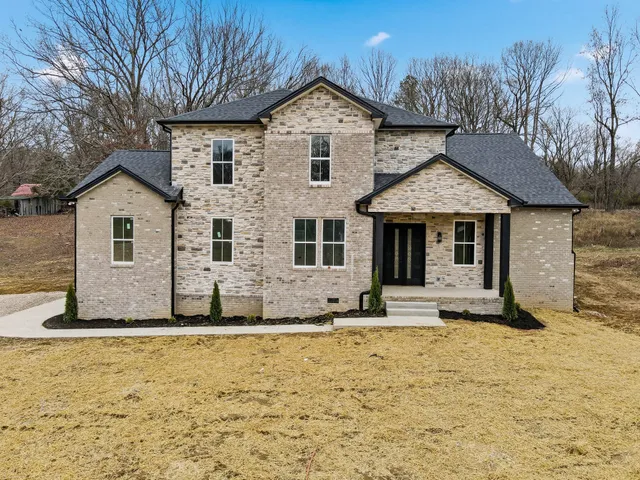 $799,999 | 128 Keytown Road, Portland, TN 37148