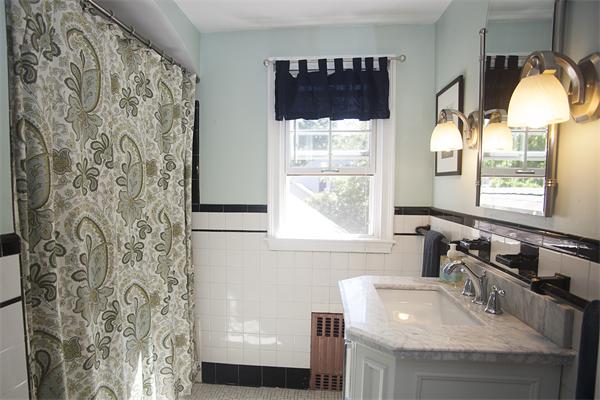 8 Delwood Road Chelmsford, MA 01824 - Photo 13 of 21 Gallery Image 13