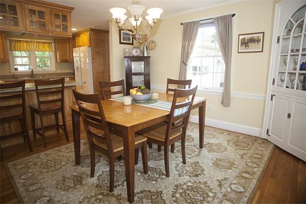 8 Delwood Road Chelmsford, MA 01824 - Photo 4 of 21 Gallery Image 4
