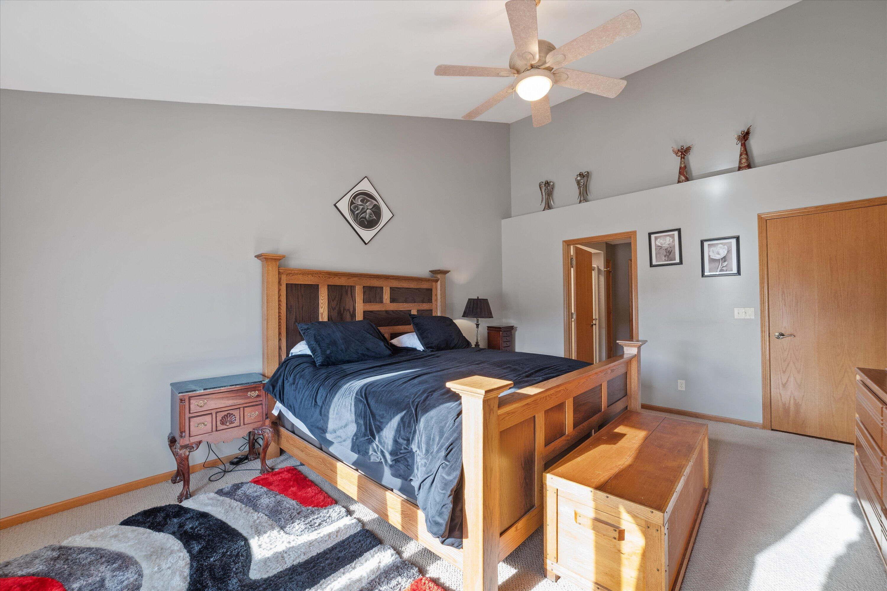 367 North Redding Circle Belgium, WI 53004 - Photo 21 of 48 View to En Suite