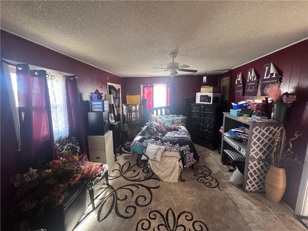 94 11th Street Chillicothe, MO 64601 - Photo 8 of 10