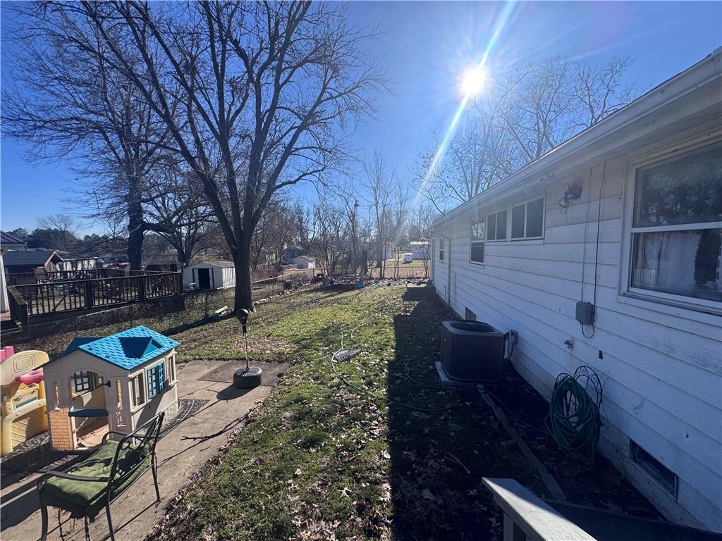 94 11th Street Chillicothe, MO 64601 - Photo 10 of 10