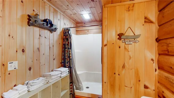 $899,900 | 11429 West Lake Road, Pulteney, NY 14840