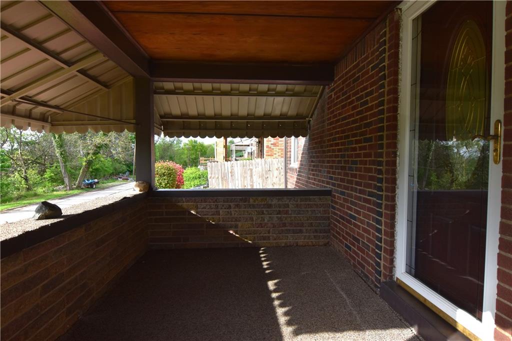 4237 School Street Homestead, PA 15120 - Photo 4 of 46