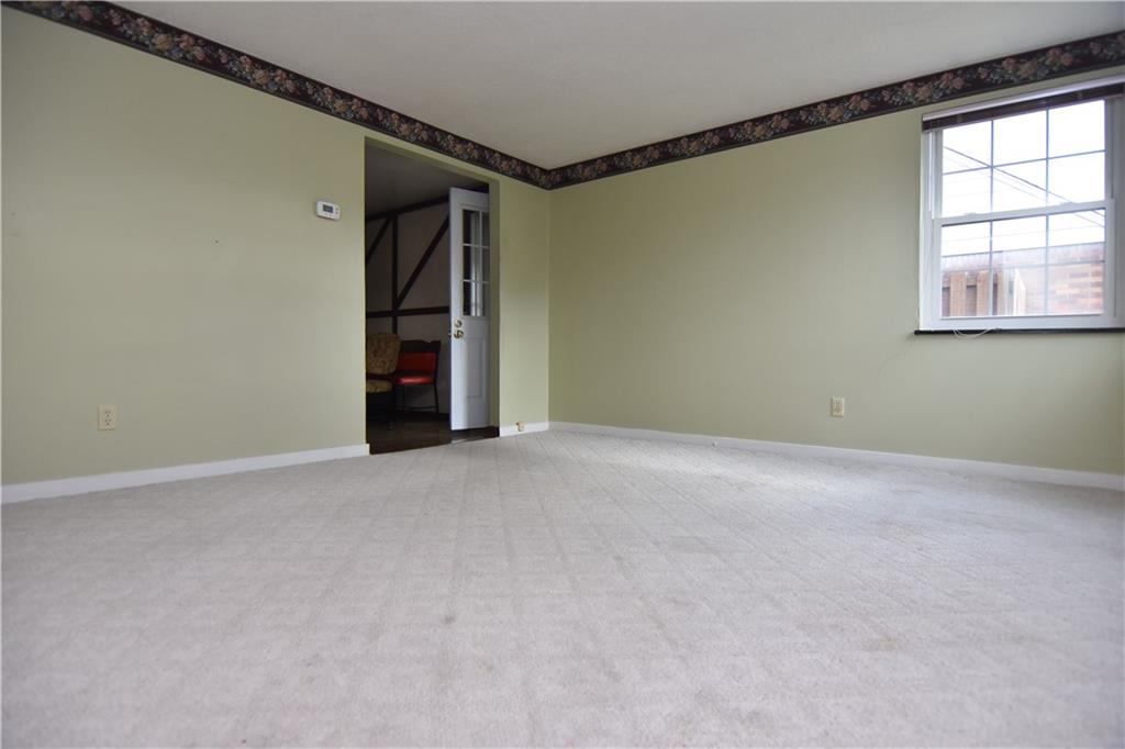4237 School Street Homestead, PA 15120 - Photo 7 of 46