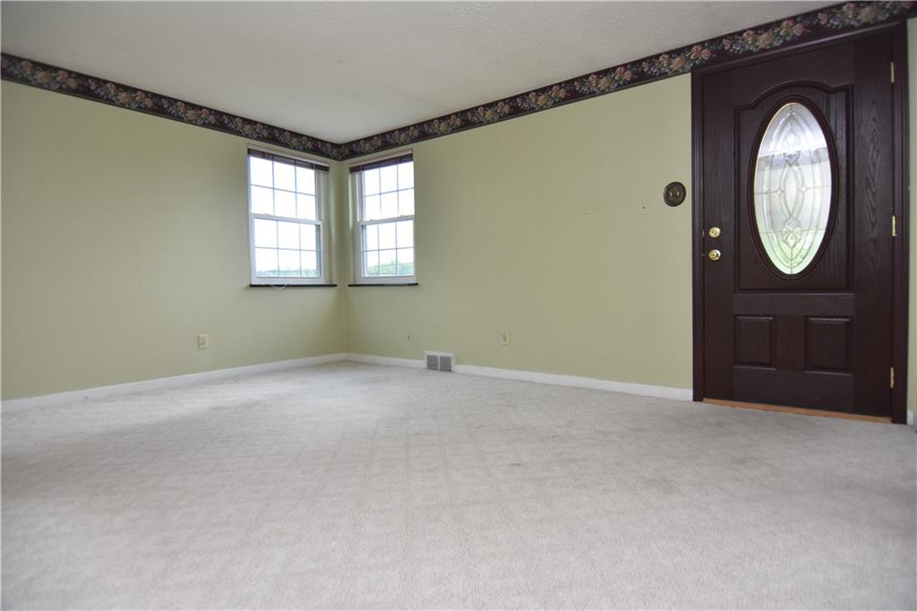 4237 School Street Homestead, PA 15120 - Photo 9 of 46