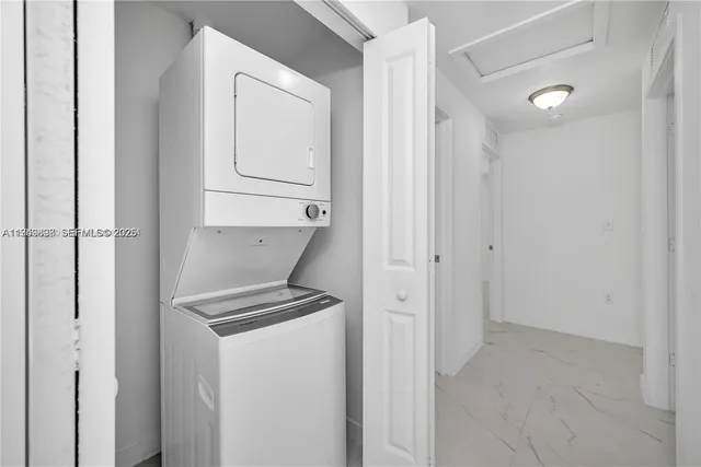 a view of walk in closet