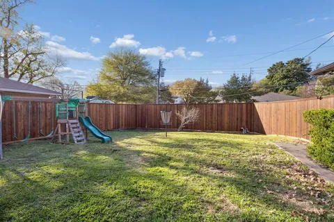$750,000 | 5622 Ledgestone Drive, Dallas, TX 75214