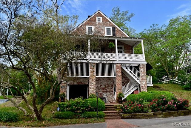 $445,000 | 109 Prince Street, Tappahannock, VA 22560