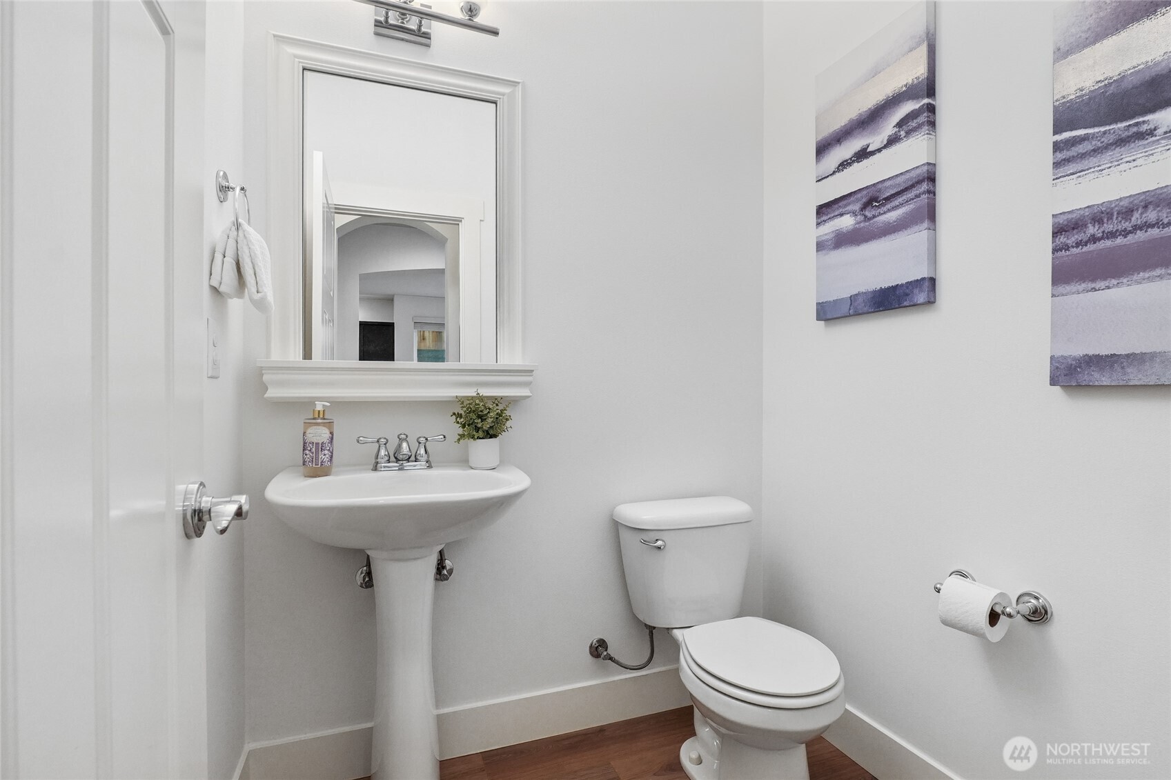 12823 65th Place West Edmonds, WA 98026 - Photo 20 of 32 a bathroom with a toilet sink and mirror