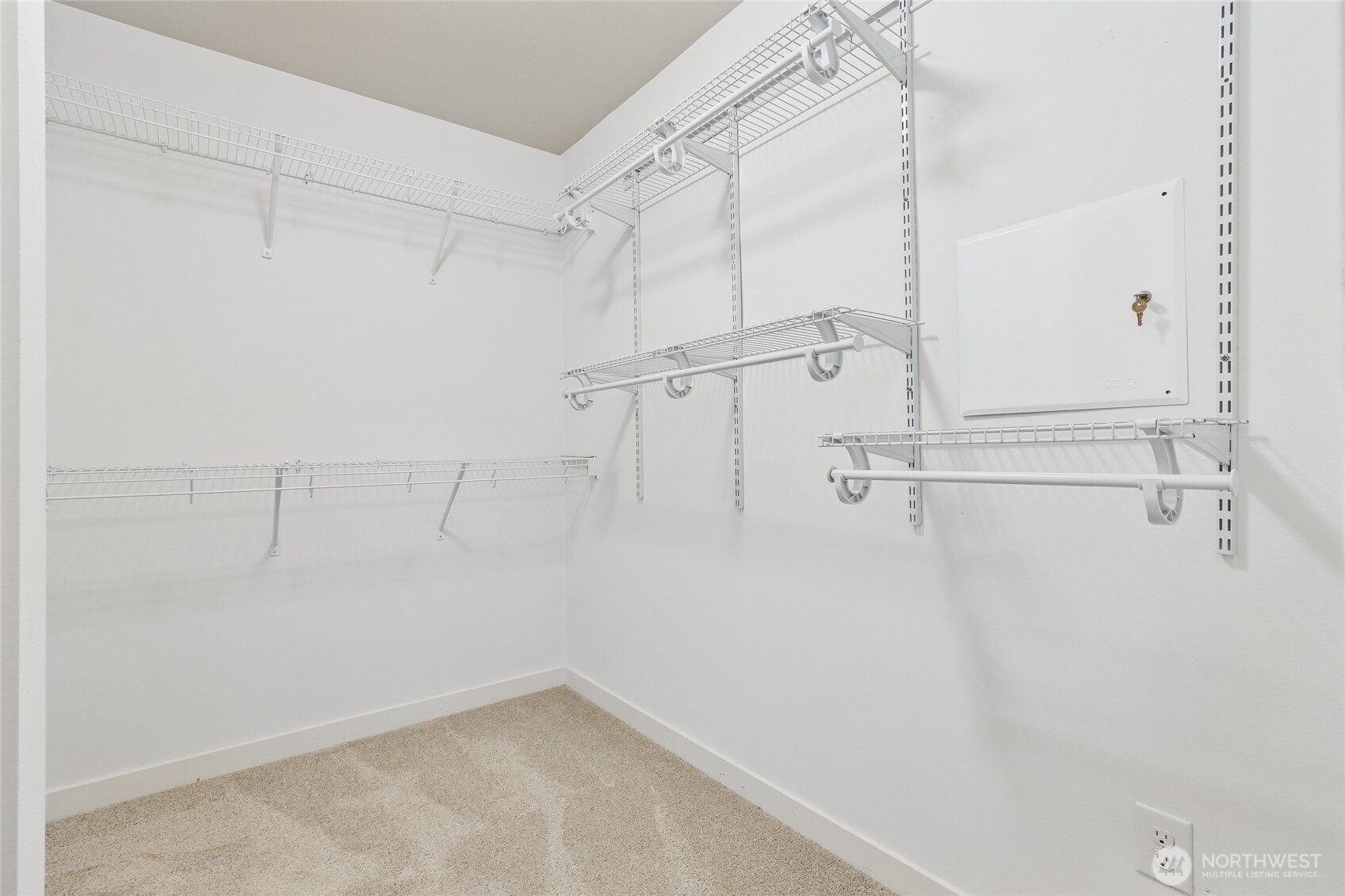 12823 65th Place West Edmonds, WA 98026 - Photo 24 of 32 a view of small space