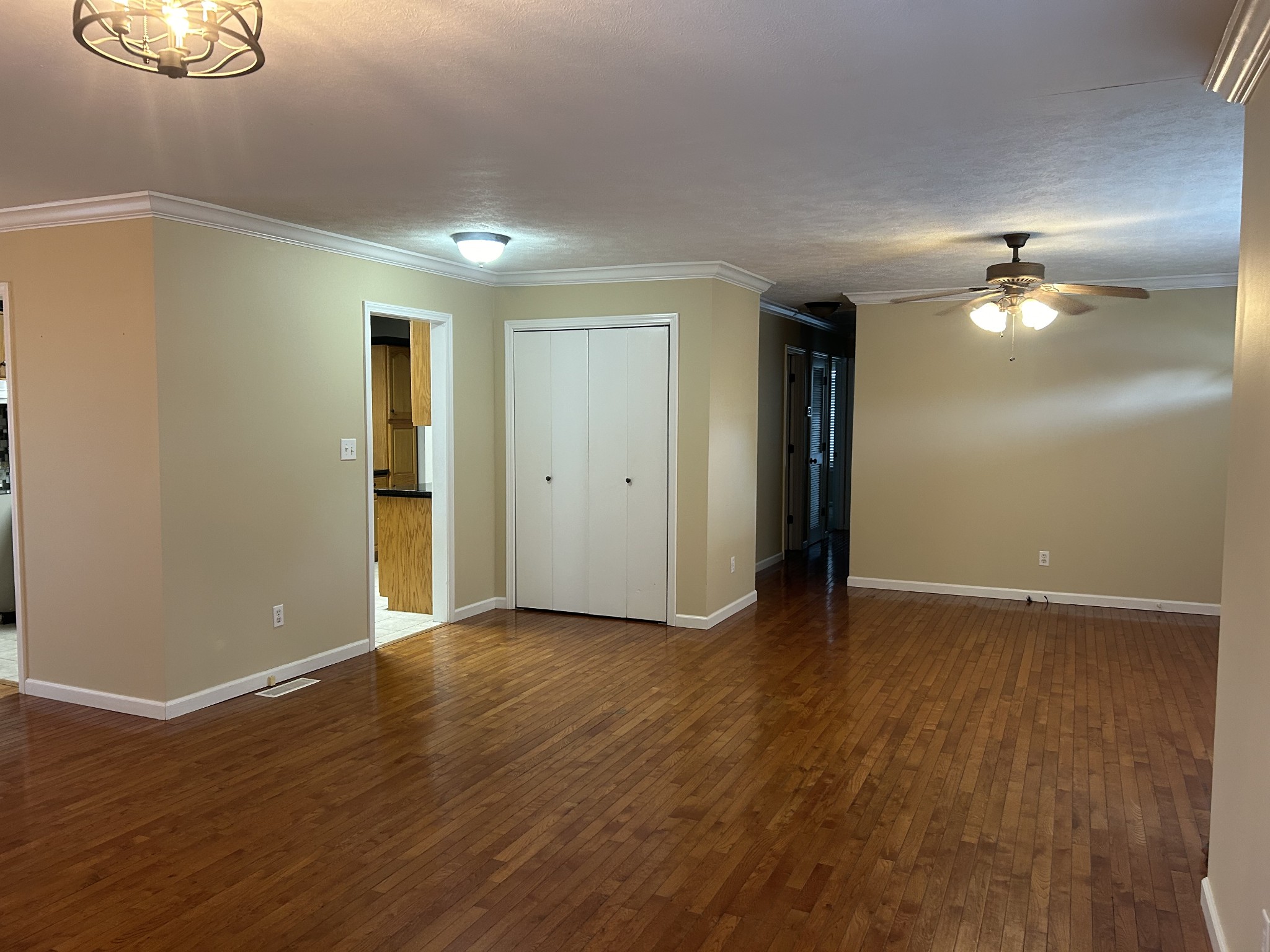 165 Cowells Chapel Road Camden, TN 38320 - Photo 10 of 30 Gallery Image 10