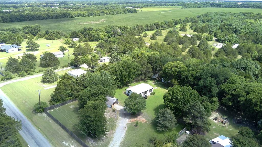 152 Pennell Road Sherman, TX 75090 - Photo 2 of 15