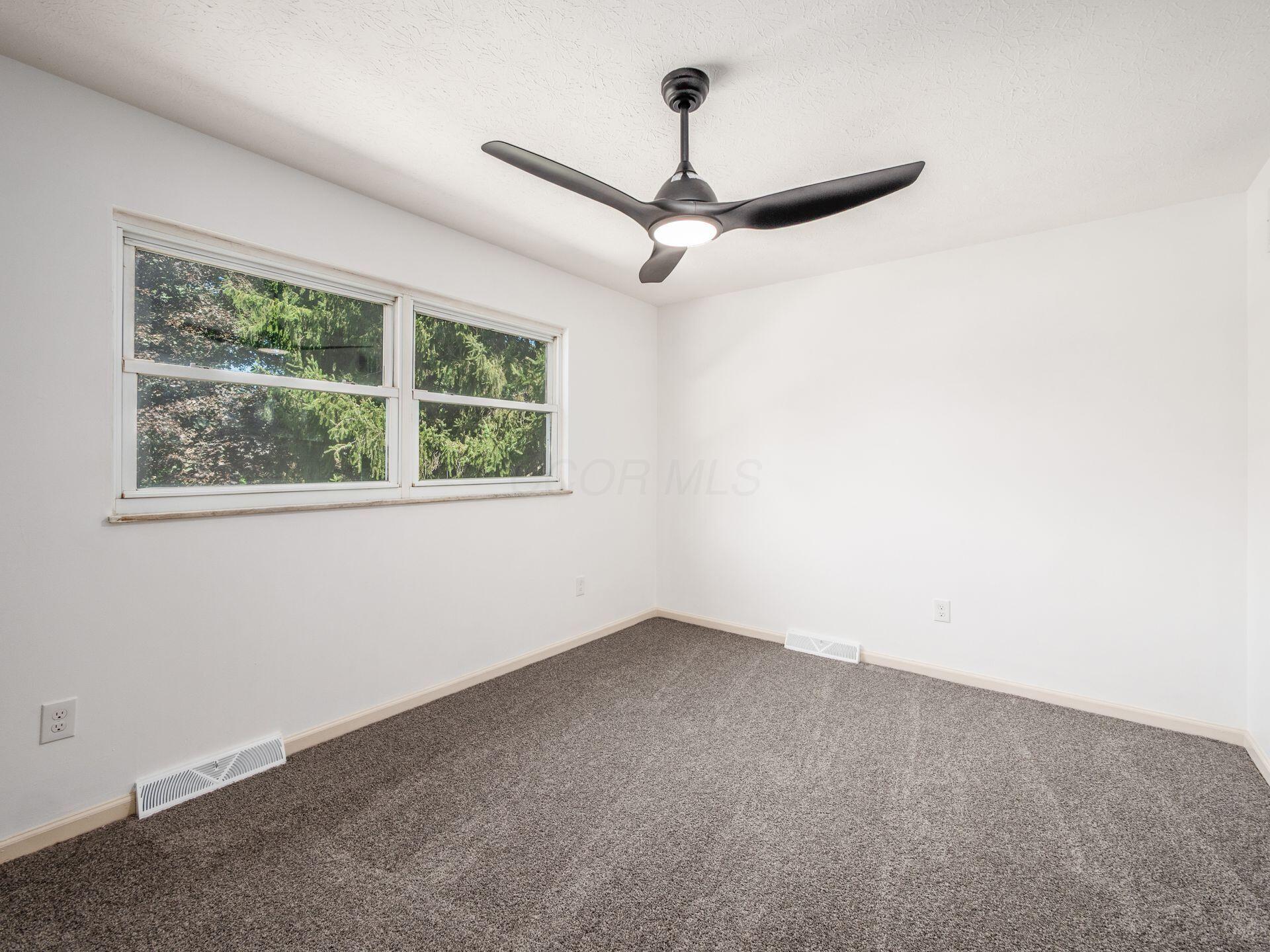 856 Cummington Road Columbus, OH 43213 - Photo 40 of 75 032_a083_A 856 Cummington 093
