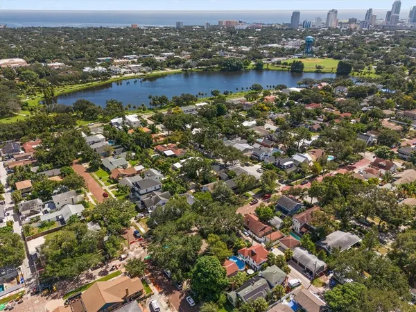 a picture of floor plan